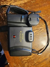 Videocamera Sharp View Cam Vl-e46u si accende ma venduta per ricambi lo schermo è dim