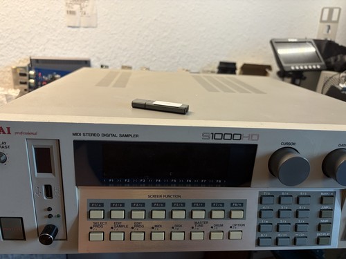 Akai s1000hd midi stereo - akai,