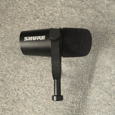 Shure MV7 USB/XLR + Focusrite