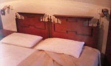 Camera matrimoniale o doppia attrezzata per Agriturismo, B&B e Albergo, usata