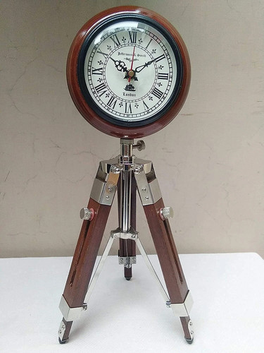 Antico orologio legno con - orologio,