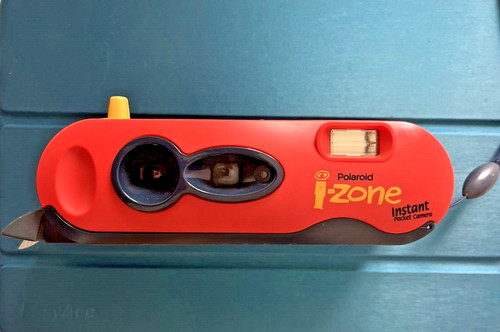 Polaroid zone pocket camera - polaroid,