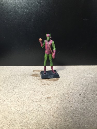Marvel heroine figurine - heroine,