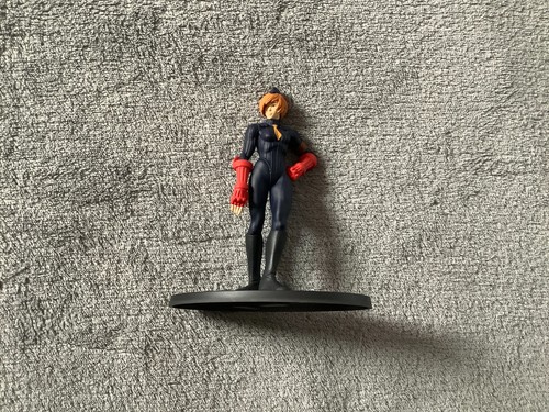 Figurine street fighter juni - figurine,