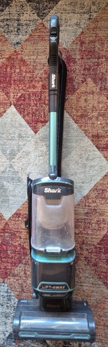 Shark vacuum cleaner lift - shark,