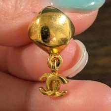 Orecchini CHANEL logo swing