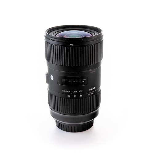 Sigma 35mm dc - sigma, f/1.8