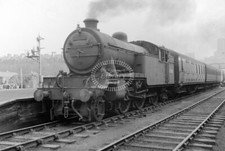 PHOTO BR British Railways Steam Locomotive Class V1 67681  at Hyndland in 1952