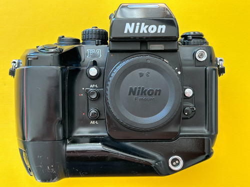 Nikon - , f4