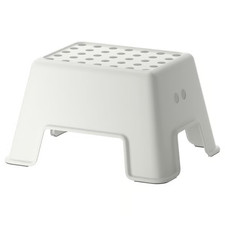 Nuovo sgabello a gradini IKEA