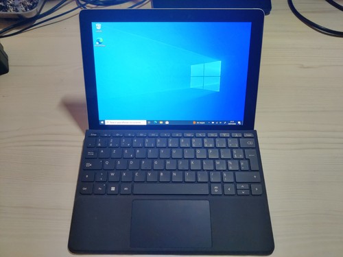 Microsoft surface tablet - 1,