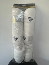 PUNOK KARATE PARASTINCHI E