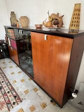 Mobile da soggiorno stile anni 60/70 in legno e vetro