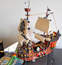 LEGO ® CREATOR 31109 GALEONE DEI PIRATI 3 IN 1 usato in buone condizioni foto ?