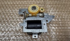 Technics SL 1600mk2.  Meccanismo sollevatore braccio completo. Perfettamente Funzionante