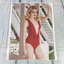 2011 Sexy Emma Stone Legs Hot