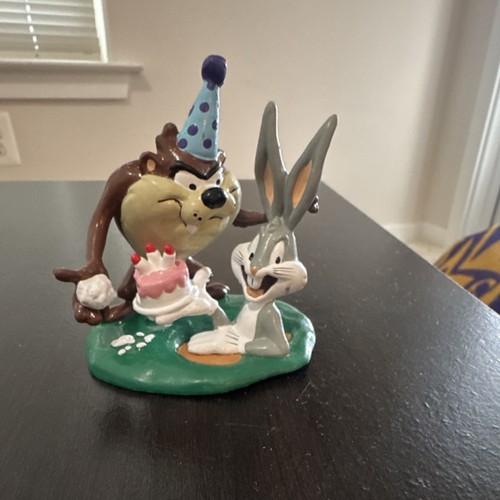 Vintage looney tunes bugs - looney,