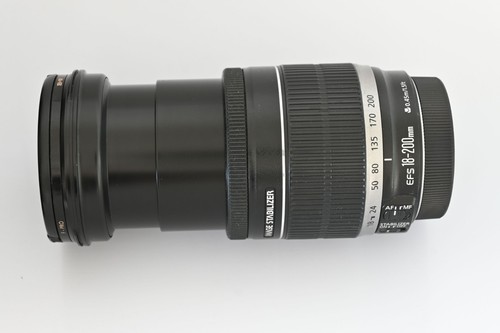 Canon 200mm 5 - 18-200mm, f3.5-5.6