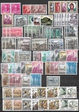 SPAGNA 1960-1978 MNH lotto tra