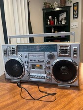 Boombox vintage Lasonic