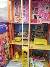 LA CASA DI BARBIE MATTEL MAISON #7825 CON ASCENSORE 1979 TOWN HOUSE DOLL VINTAGE