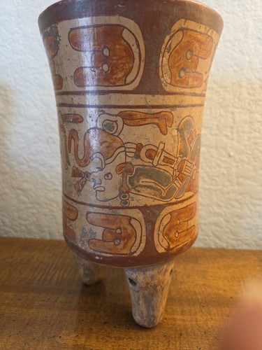 Vaso cilindro testa cane dio