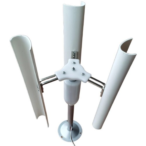 Generatore eolico verticale - , a