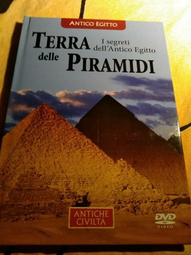 Terra delle piramidi - piramidi,