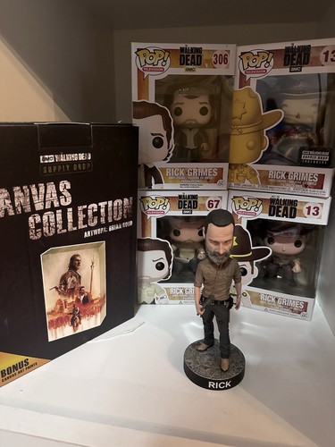 The walking dead - walking, rick