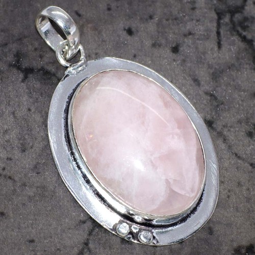 Ciondolo gioiello quarzo rosa