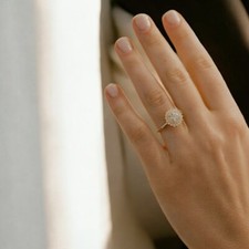 Anello di fidanzamento con