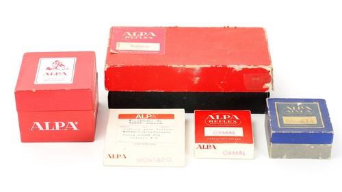 Alpa different empty - different, boxes