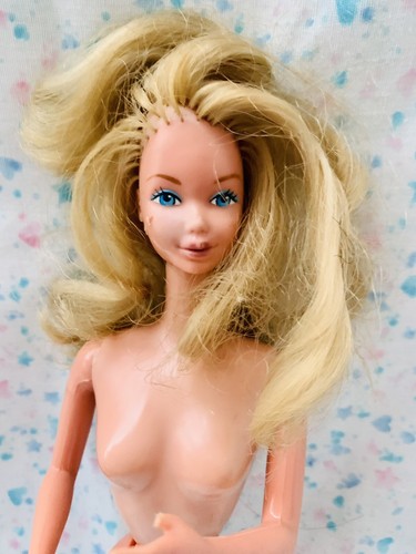 Vintage kissing barbie - vintage,