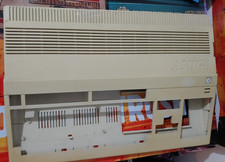 Commodore Amiga 500 case (+