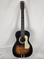 Chitarra acustica vintage 1944