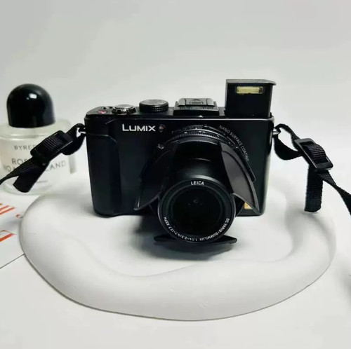 Panasonic lumix dmc lx7 1mp - lumix, 10