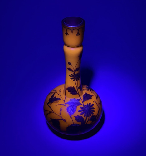 Antico vaso vetro cadmio boemo