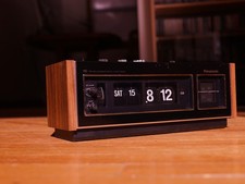 Panasonic Flip Clock Dator