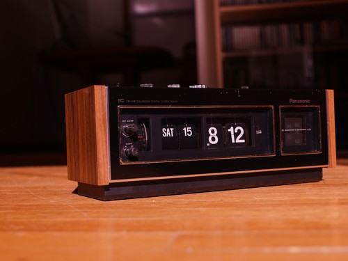 Panasonic flip clock dator - flip,
