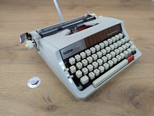 Macchina da scrivere Brother