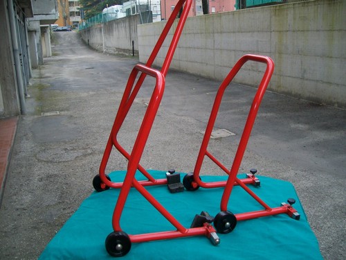 Lotto 2cavalletti moto - lotto, x