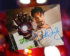 ROBERT DOWNEY JR FIRMATO
