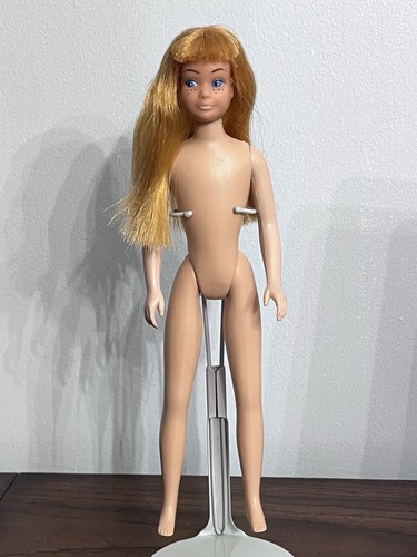 Vintage barbie clone doll - barbie,