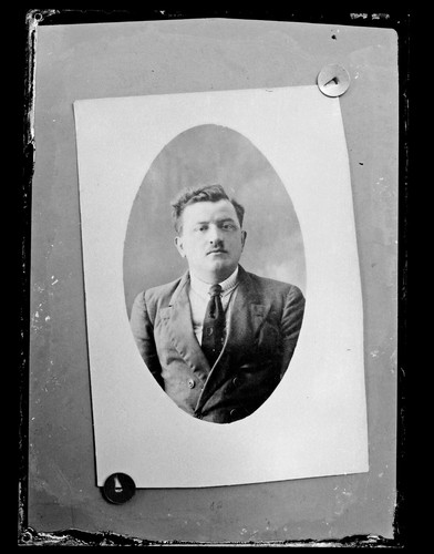 Portrait man medallion - man,