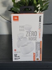 Nuovissimi auricolari JBL Tune