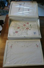 RICAMO A MANO SET MATRIMONIALE