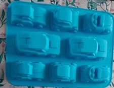 STAMPO IN SILICONE PER DOLCI FORMA MACCHININE 