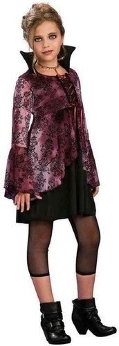 Vampira gothic vampire girl - vampire,