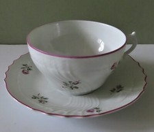 Tazza e piattino colazione