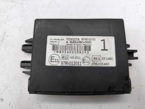 Toyota yaris 2012 diesel - yaris,